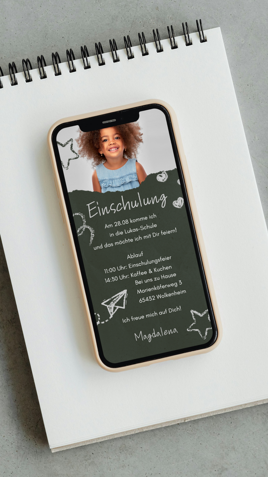 Digitale Einschulungseinladung mit Foto – im modernen Tafel-Design