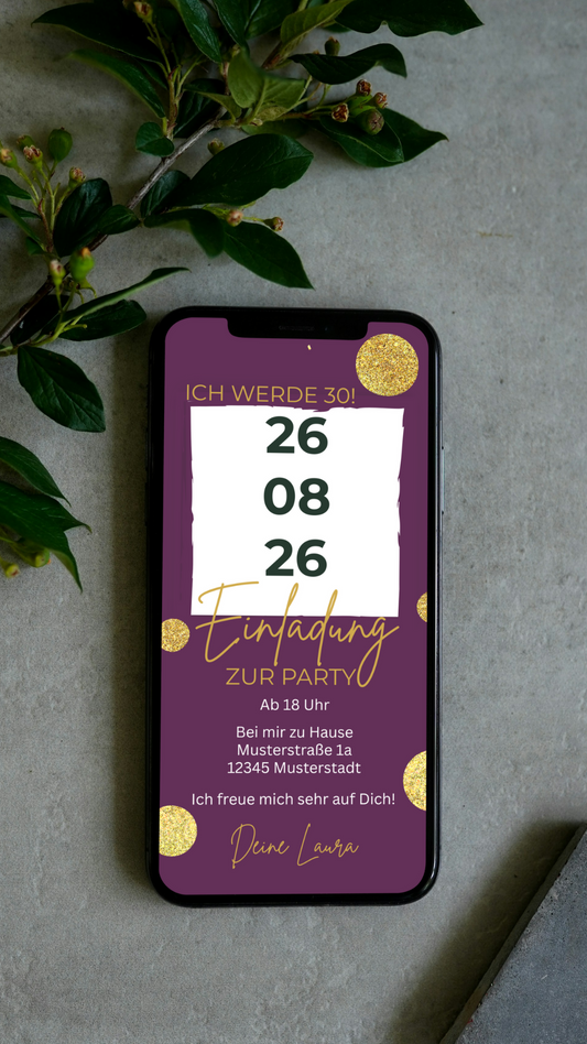 Moderne Geburtstagseinladung für Erwachsene – lila Design mit goldenen Highlights
