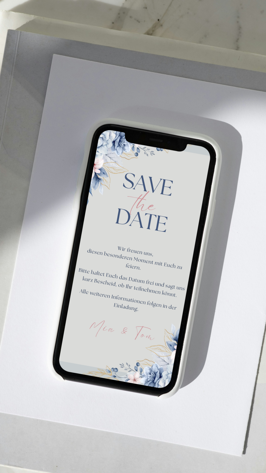 Digitale Save-the-Date Karte – Blau & Florales Aquarell