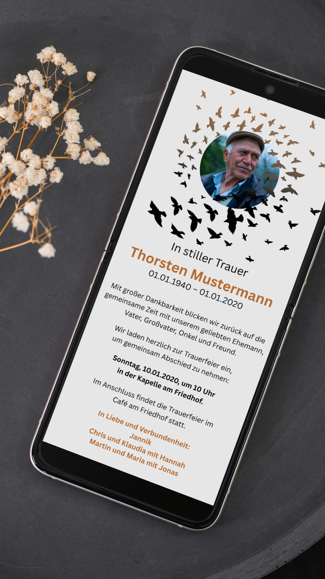 Digitale Trauerkarte mit Foto – würdevoll Abschied nehmen und einladen zur Beerdigung
