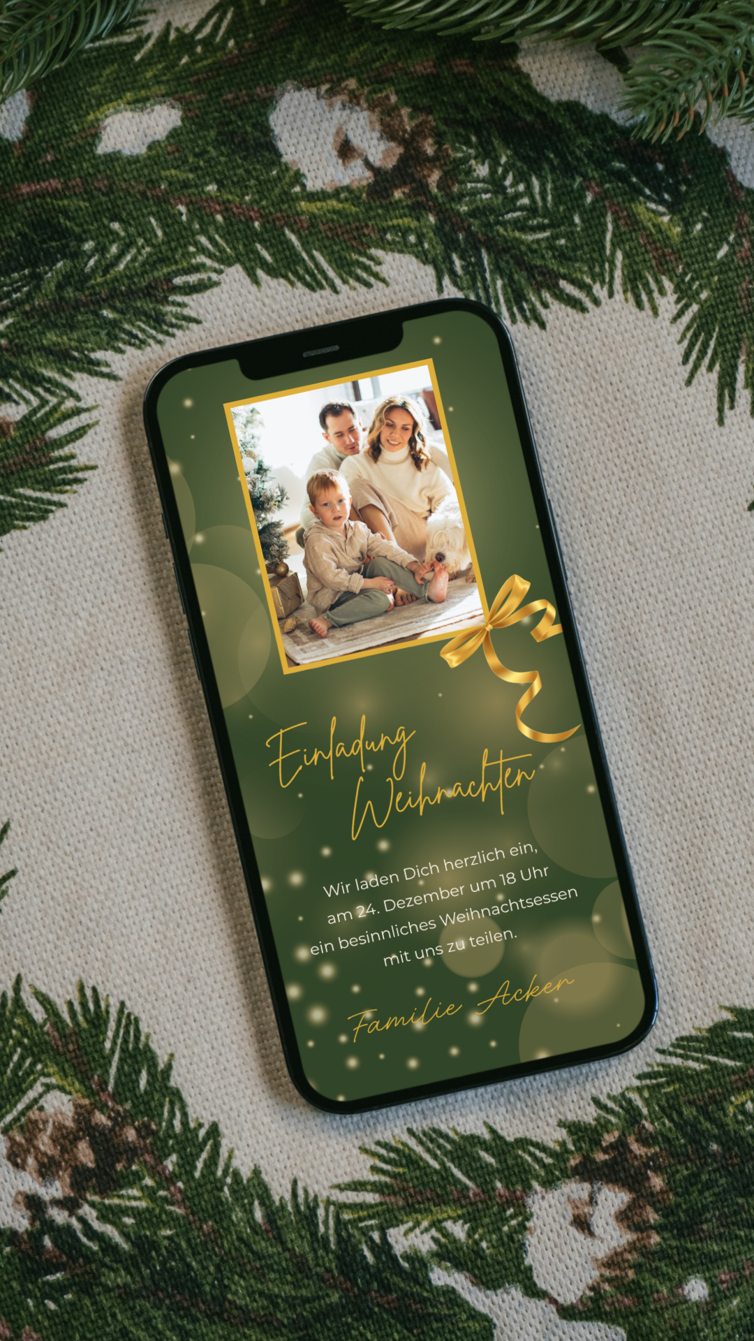 Digitale Einladung zu Weihnachten – elegantes Grün mit goldenem Lichterglanz