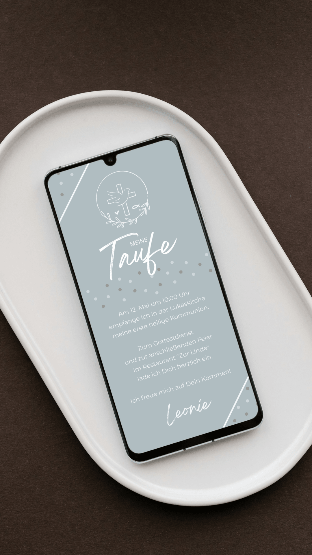 Schlichte digitale Taufeinladung mit christlichem Symbol – modern & würdevoll - karten - digital